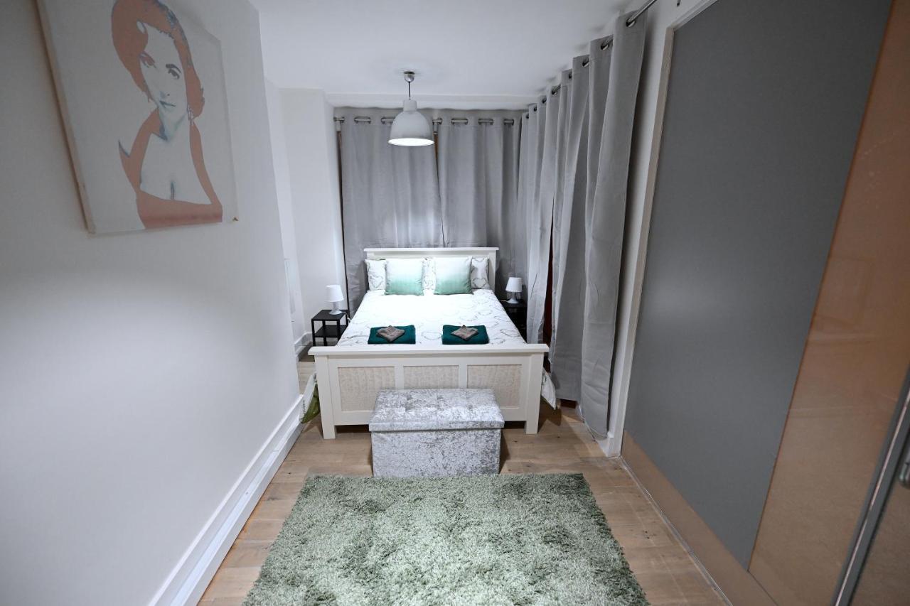 Fabulous Duplex Apartment In Dalston Junction 런던 외부 사진